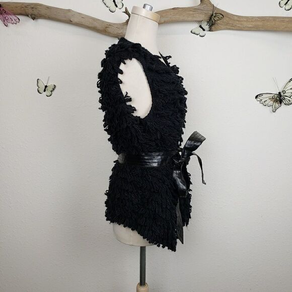 Kersh black loop knit belted vest - Picture 3 of 8